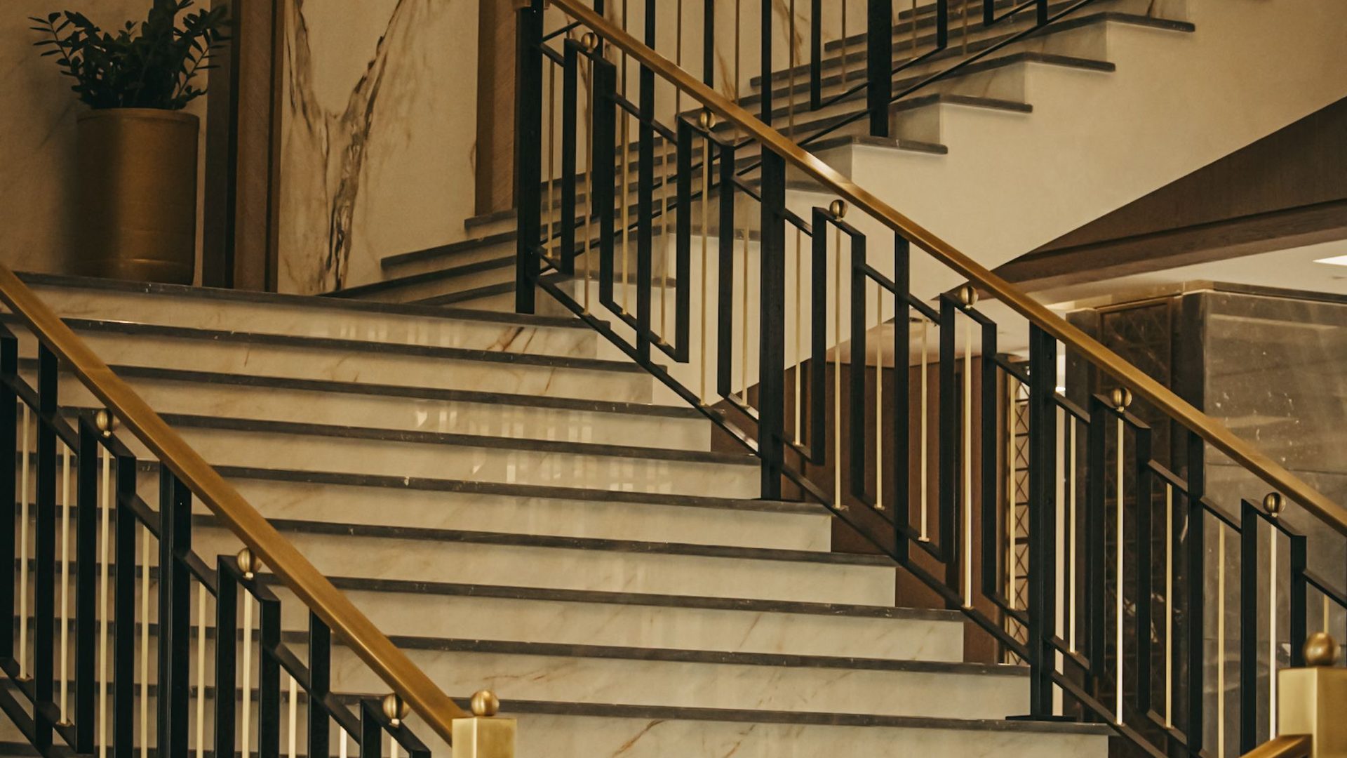 Stairwells & interior stairs